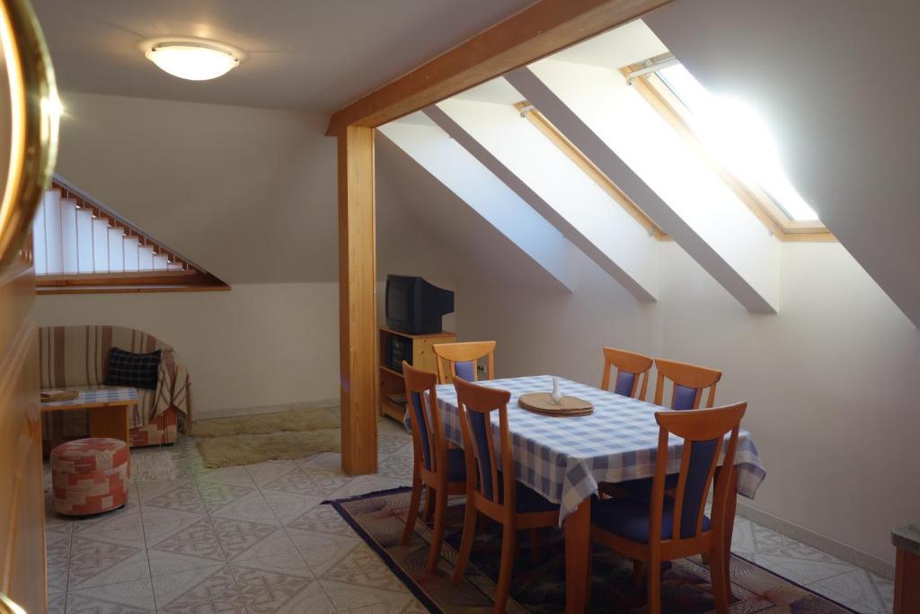 Apartmany Arnika Horní Planá Buitenkant foto