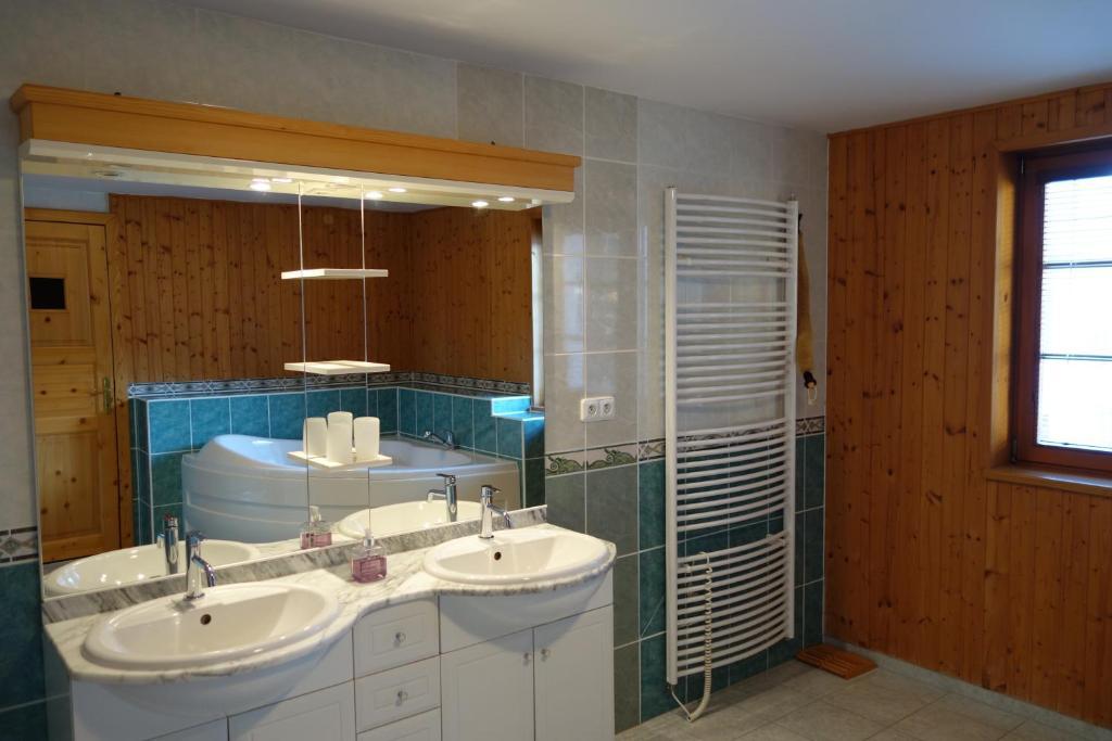 Apartmany Arnika Horní Planá Buitenkant foto